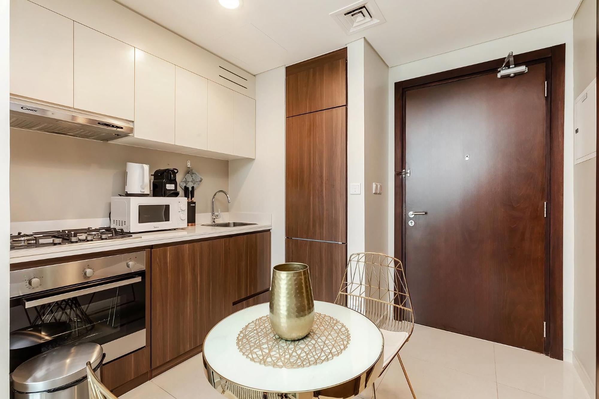 Damac Vera 1br With Downtown & Burj Khalifa View Apartment *